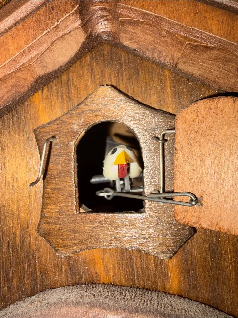 Vintage German Black Forest Hunter Cuckoo Clock Carved Deer Rabbit Pheasant